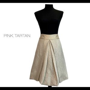 𝅺PINK Tartan cream gold metallic jacquard pleated skirt Sz 8 NWOT